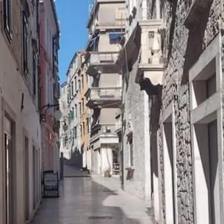 La Vita Σίμπενικ